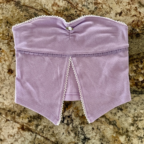 5 for $15 🦋 URBAN OUTFITTERS | Kimchi Blue Rosie Strapless Flyaway Top - Picture 3 of 5